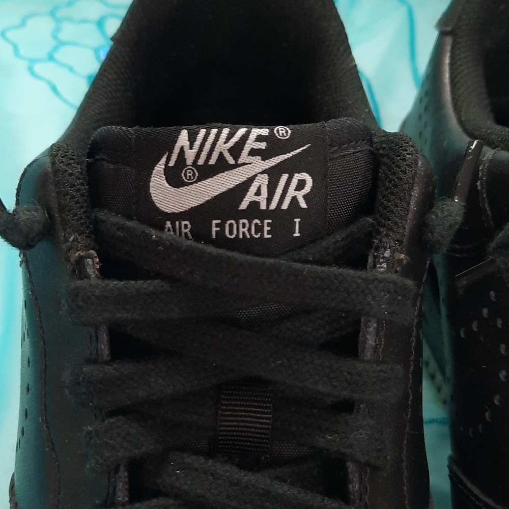 WMNS Nike Air Force 1  '07 - Picture 4 of 15